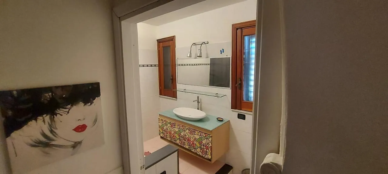 Affittacamere Appartamento suite deluxe climatizzato cucina giardino wifi rent a car Aci Bonaccorsi Italia