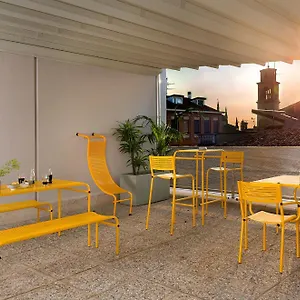 bnbiz-coworking-hotel.emilia-romagnahotels.net/